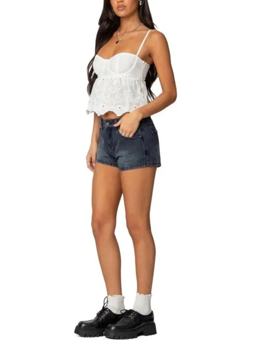 Edikted Siobhan Mid-Rise Dark Wash Denim Shorts Y2K Cuffed Hem Minimalist Summer